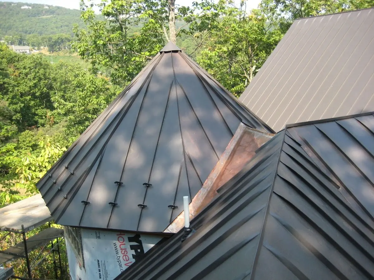 Professional Shingle Replacement & Repair by Craftsman Roofing in Woodstock